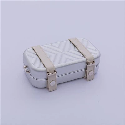 クロスボディバッグ